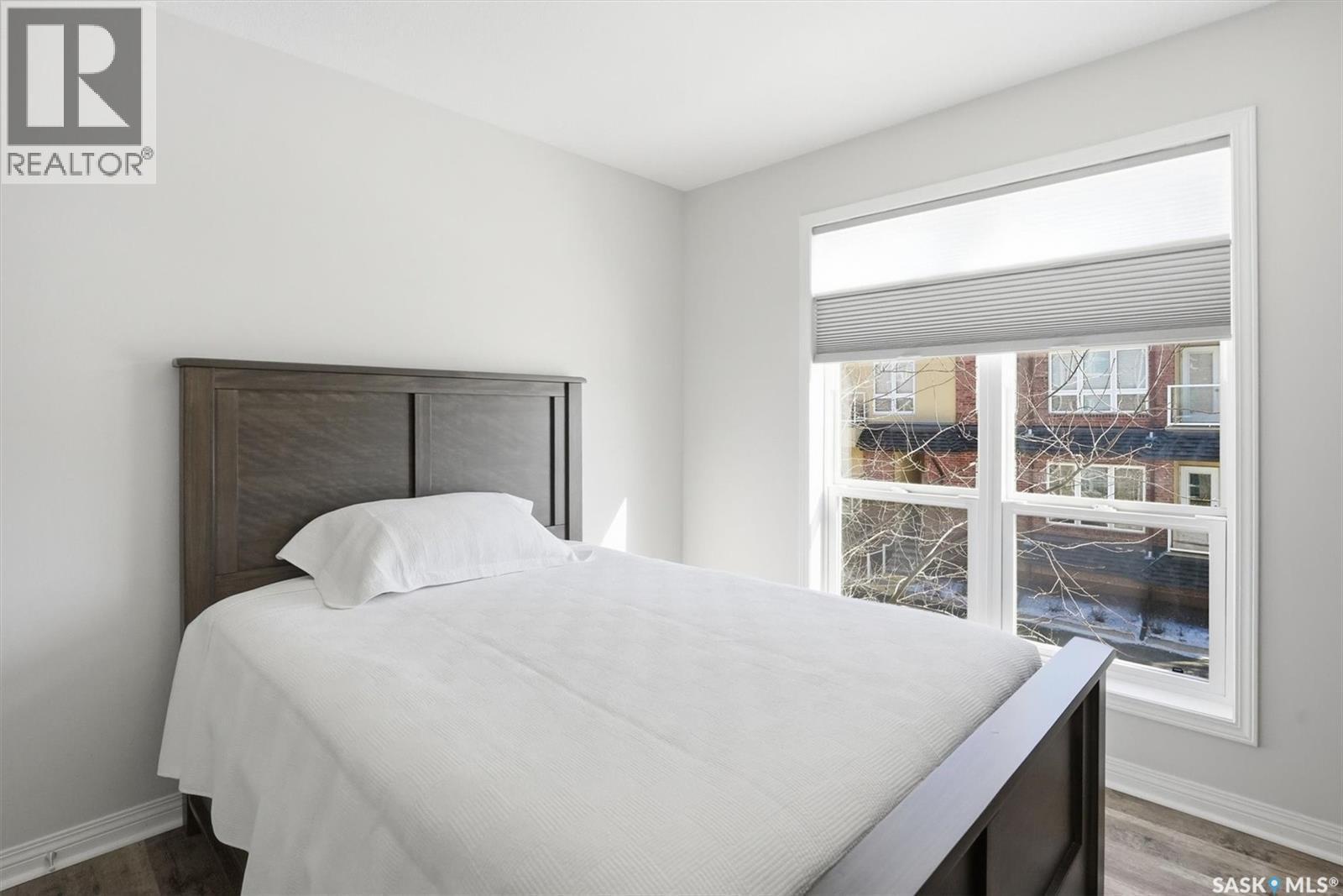 203 914 Heritage View, Saskatoon, SK - Indoor Photo Showing Bedroom