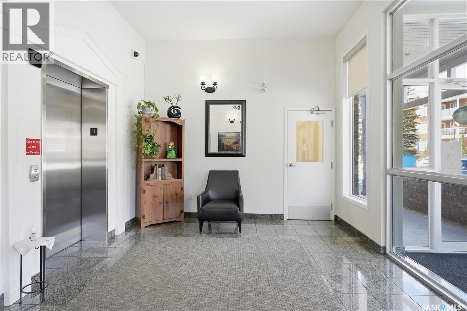 203 914 Heritage View, Saskatoon, SK - Indoor Photo Showing Other Room