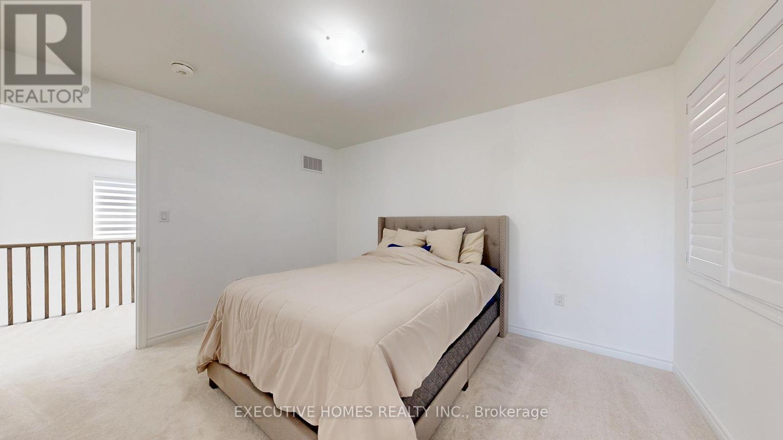2885 Foxden Square, Pickering, ON - Indoor Photo Showing Bedroom