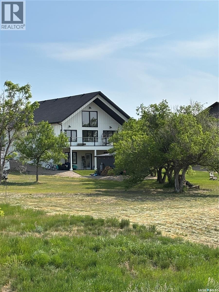 31 Willow Lane, Diefenbaker Lake, SK - Outdoor