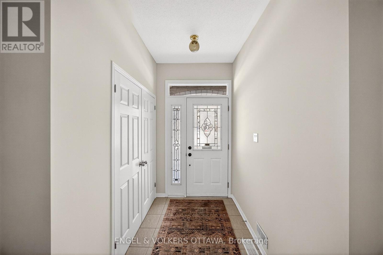 180 Lanark Avenue, Ottawa, ON - Indoor Photo Showing Other Room
