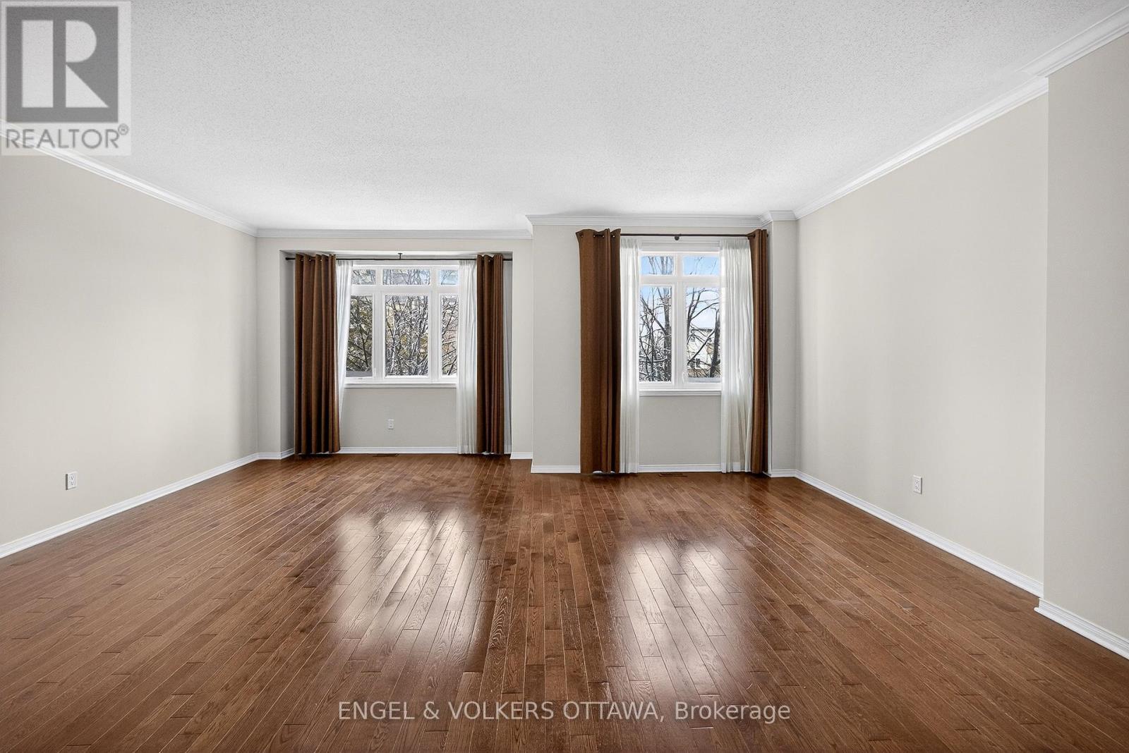 180 Lanark Avenue, Ottawa, ON - Indoor Photo Showing Other Room
