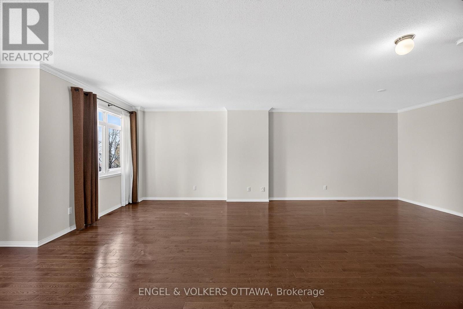 180 Lanark Avenue, Ottawa, ON - Indoor Photo Showing Other Room