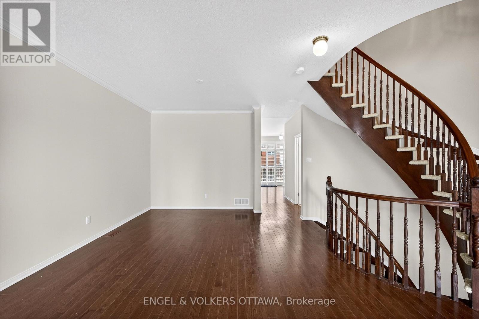 180 Lanark Avenue, Ottawa, ON - Indoor Photo Showing Other Room