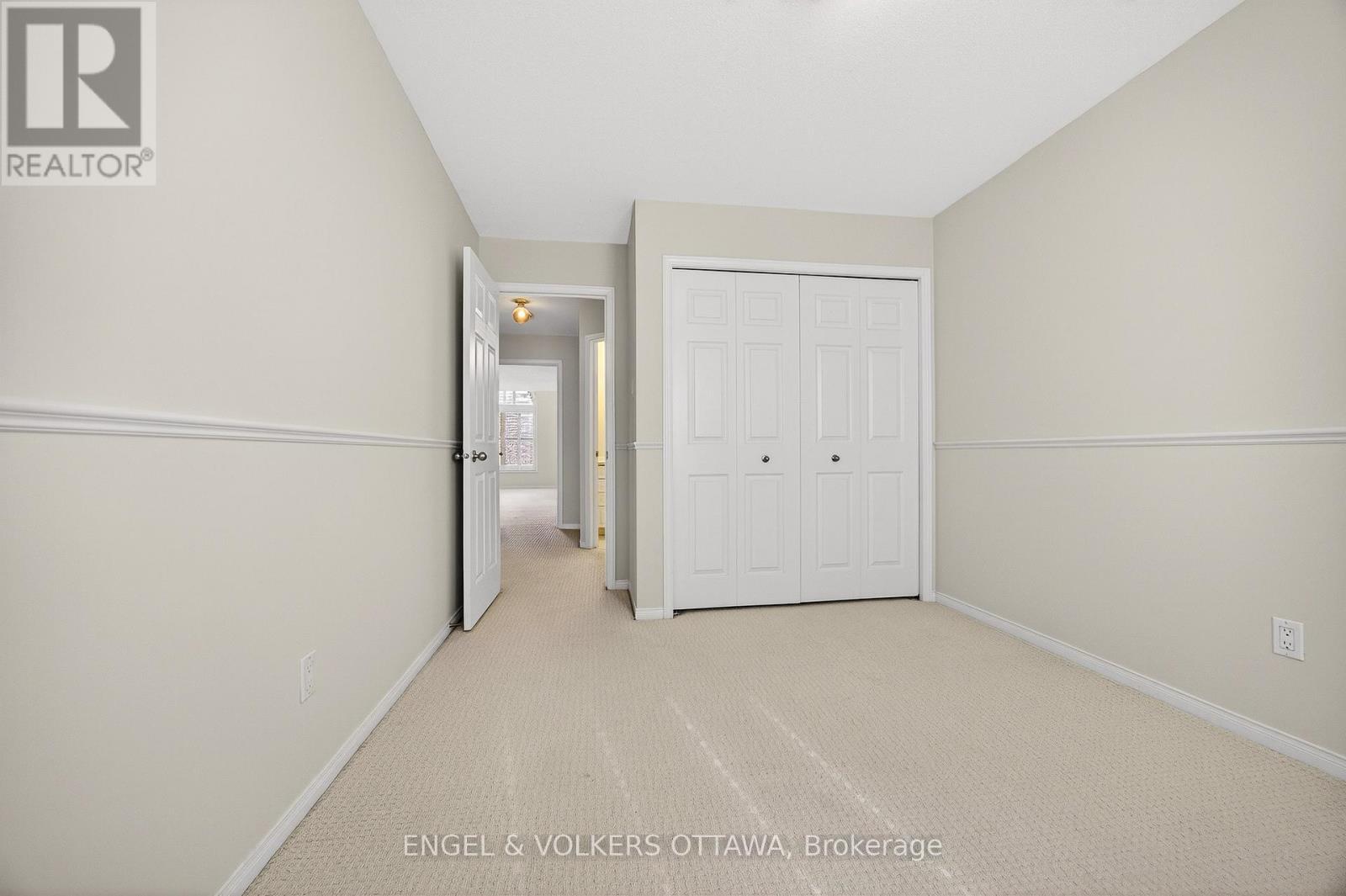 180 Lanark Avenue, Ottawa, ON - Indoor Photo Showing Other Room