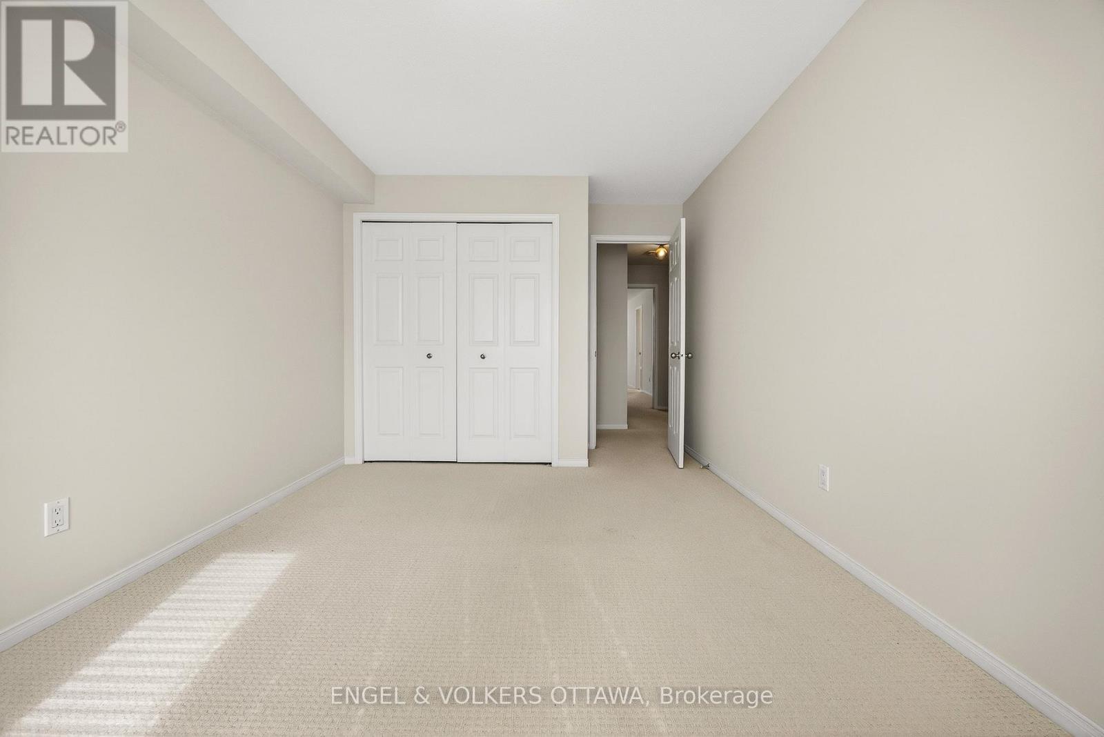 180 Lanark Avenue, Ottawa, ON - Indoor Photo Showing Other Room