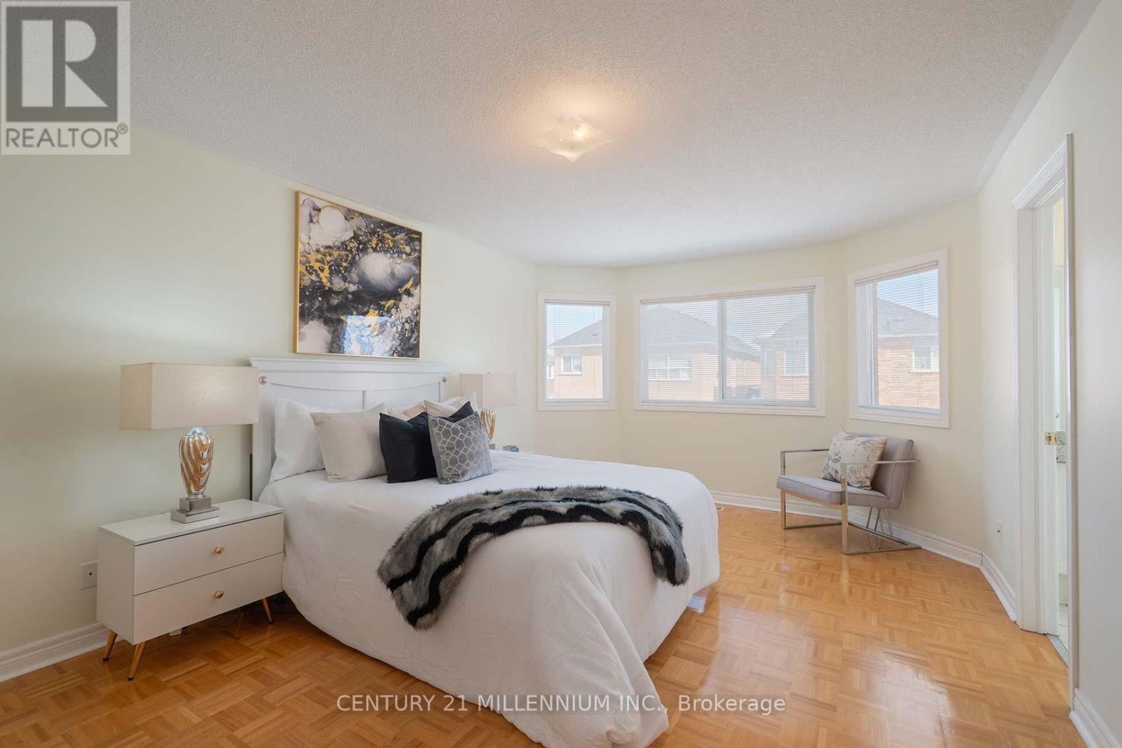 5869 Yachtsman Cross, Mississauga, ON - Indoor Photo Showing Bedroom