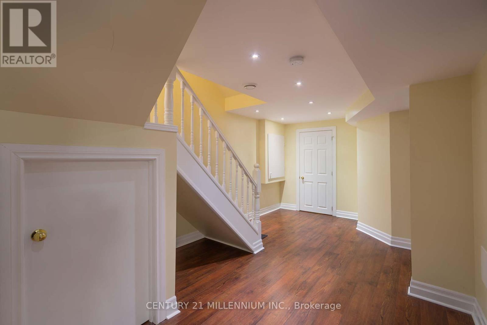 5869 Yachtsman Cross, Mississauga, ON - Indoor Photo Showing Other Room