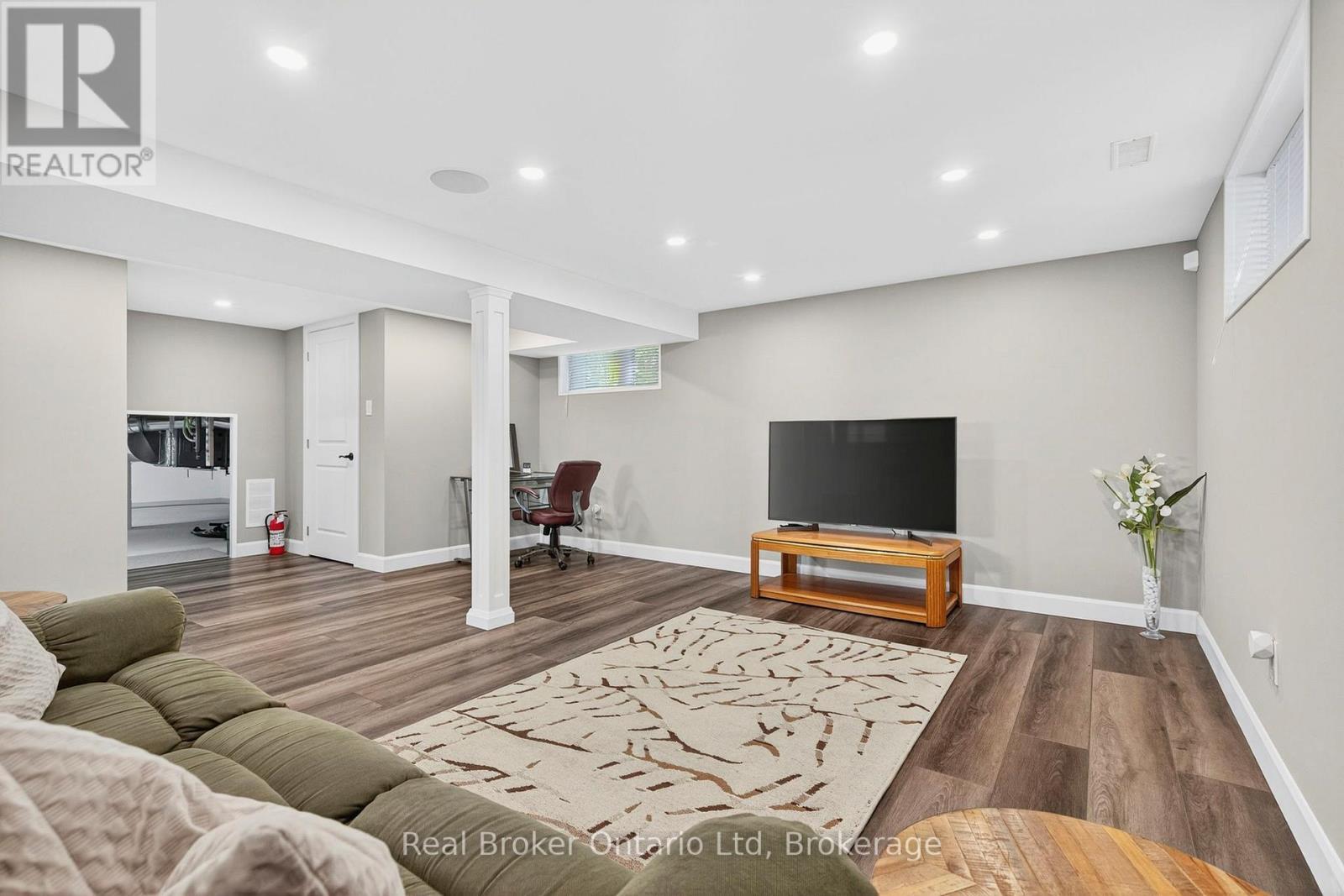 1948 Tiny Beaches Road S, Tiny, ON - Indoor