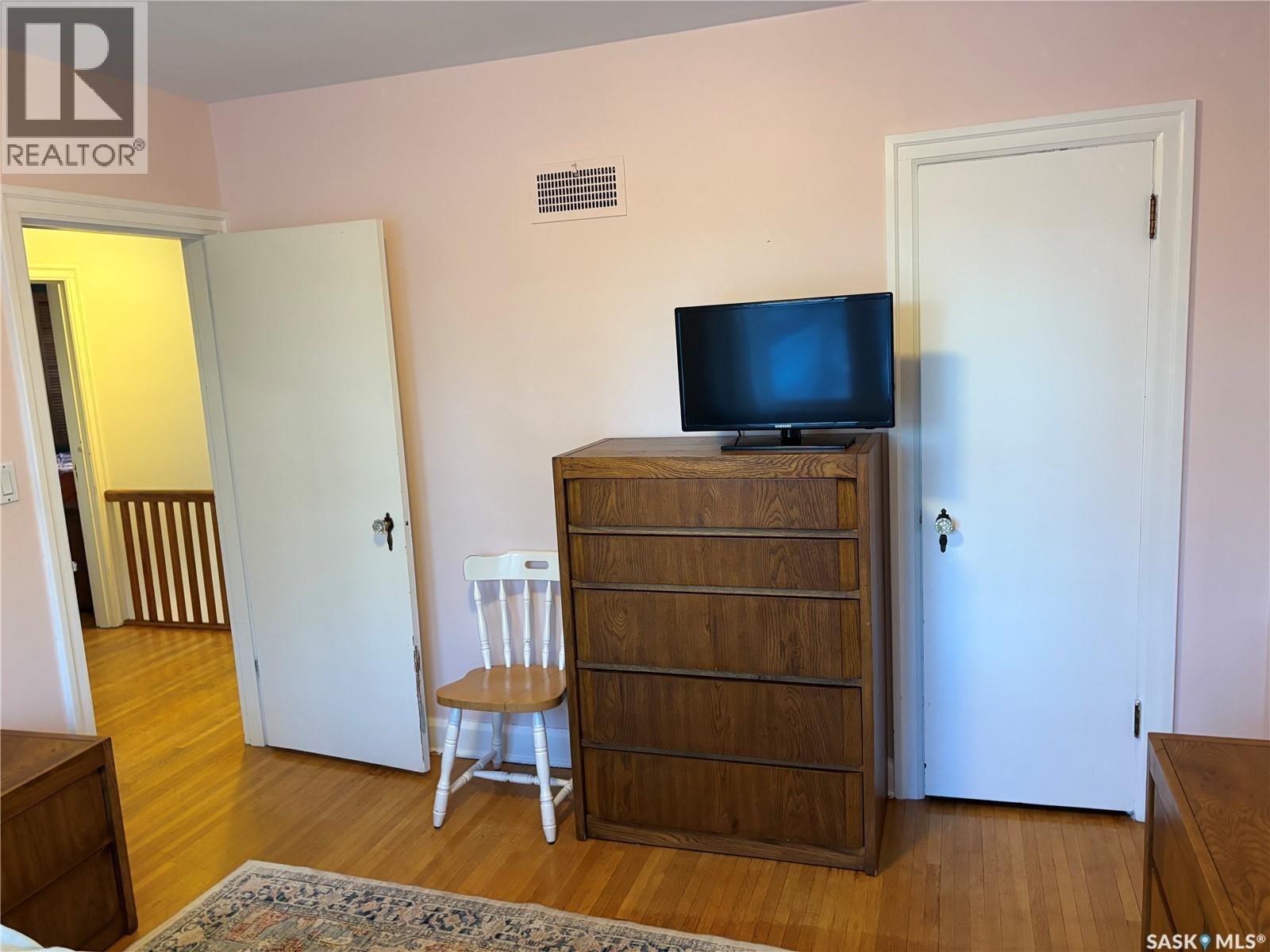 2620 Angus Boulevard, Regina, SK - Indoor