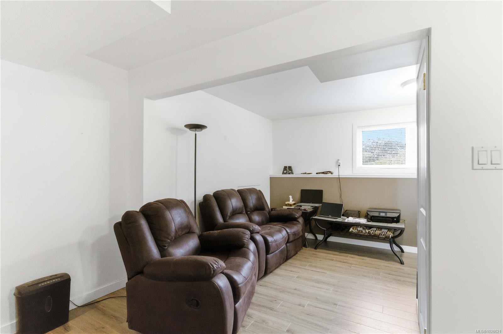 9552 Sharples Rd, Sidney, BC