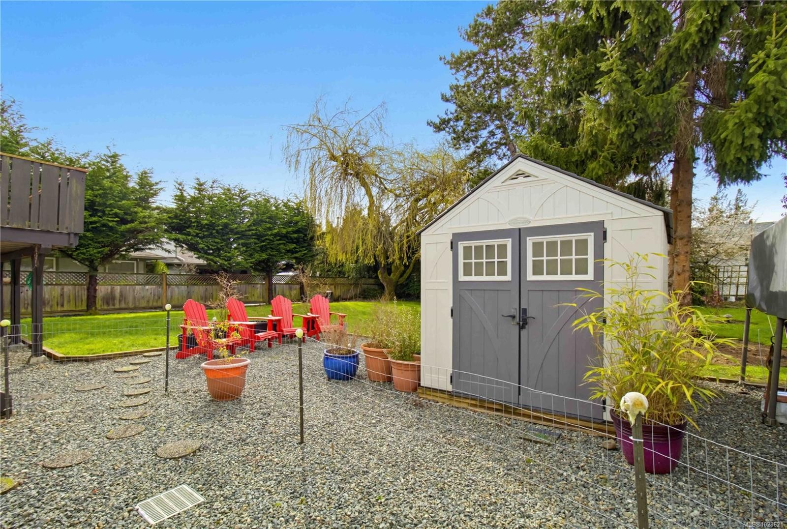 9552 Sharples Rd, Sidney, BC