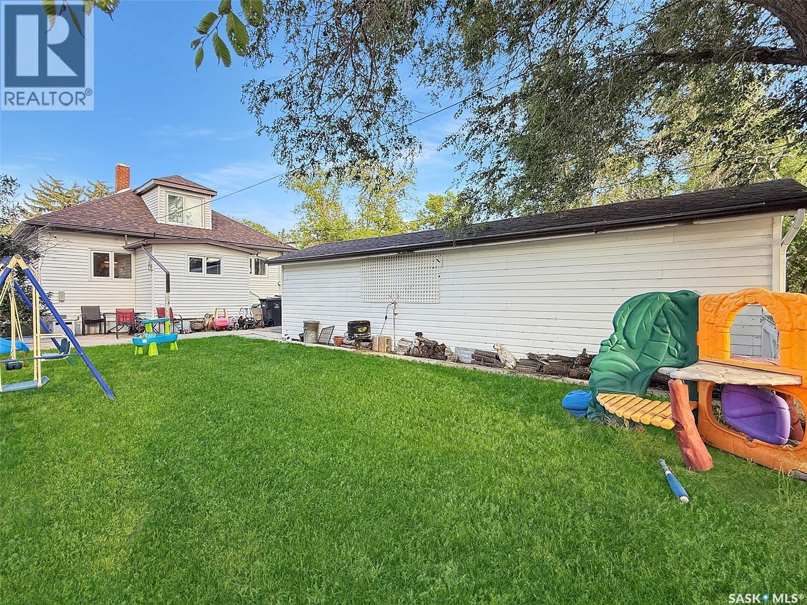 44 5Th Avenue Ne, Swift Current, SK - Outdoor