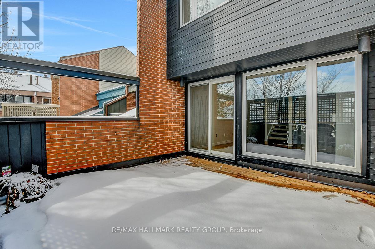 261 Bruyere Street, Ottawa, ON - Outdoor With Deck Patio Veranda With Exterior