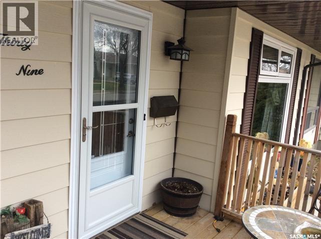39 Greenwood Crescent, Regina, SK - Outdoor With Deck Patio Veranda With Exterior