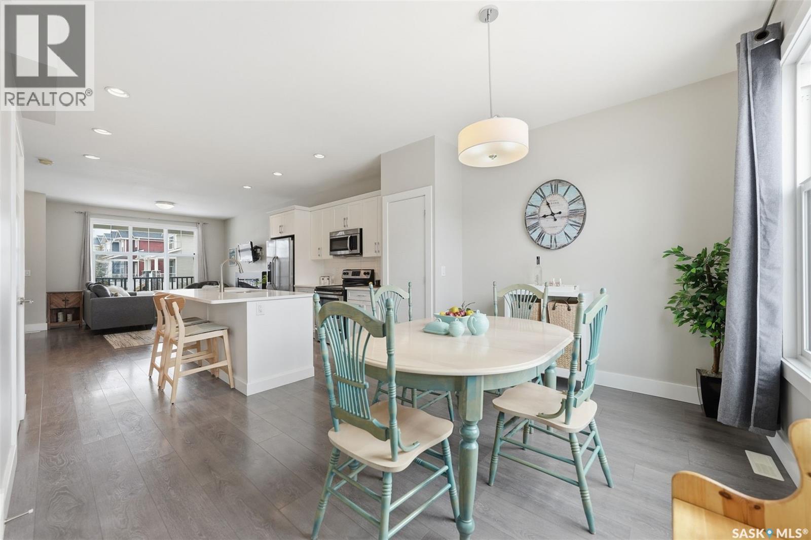 668 Meadows Boulevard, Saskatoon, SK