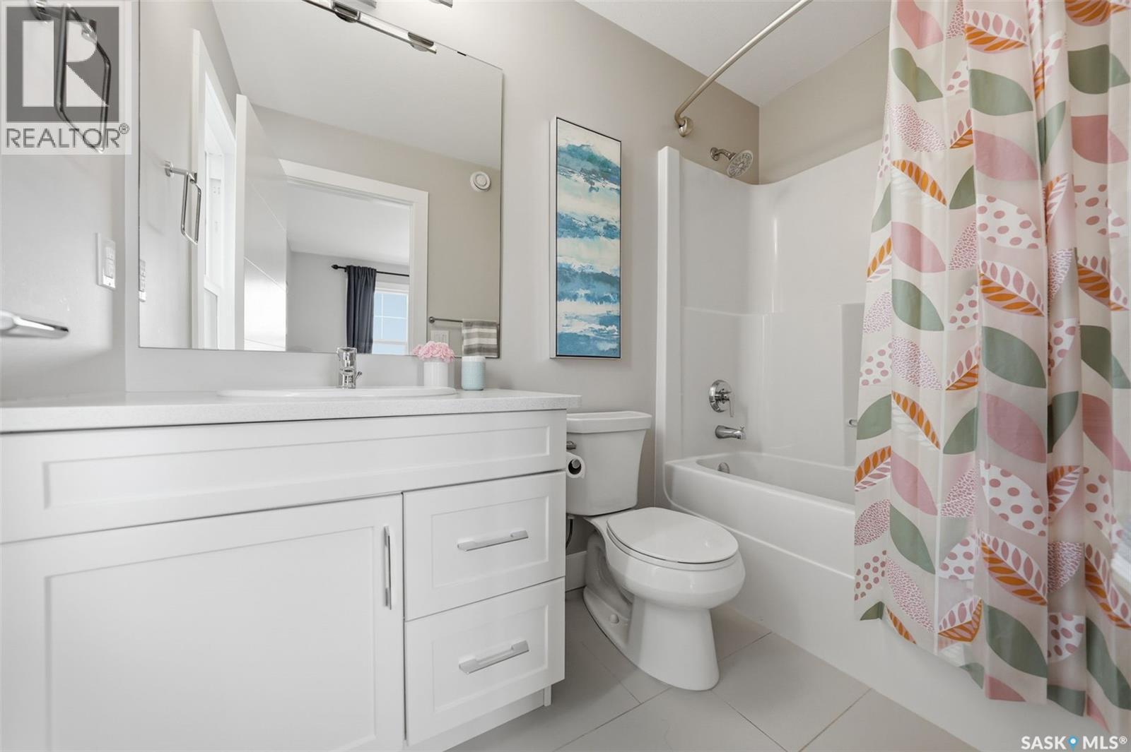 668 Meadows Boulevard, Saskatoon, SK