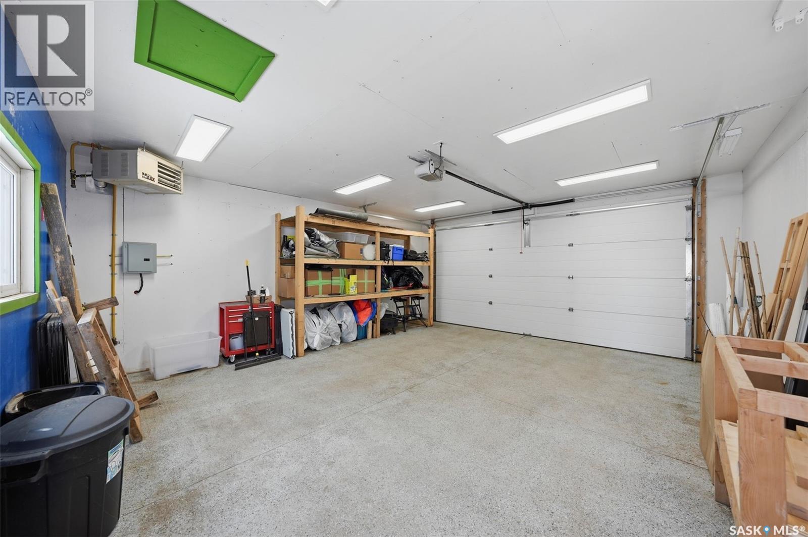 668 Meadows Boulevard, Saskatoon, SK