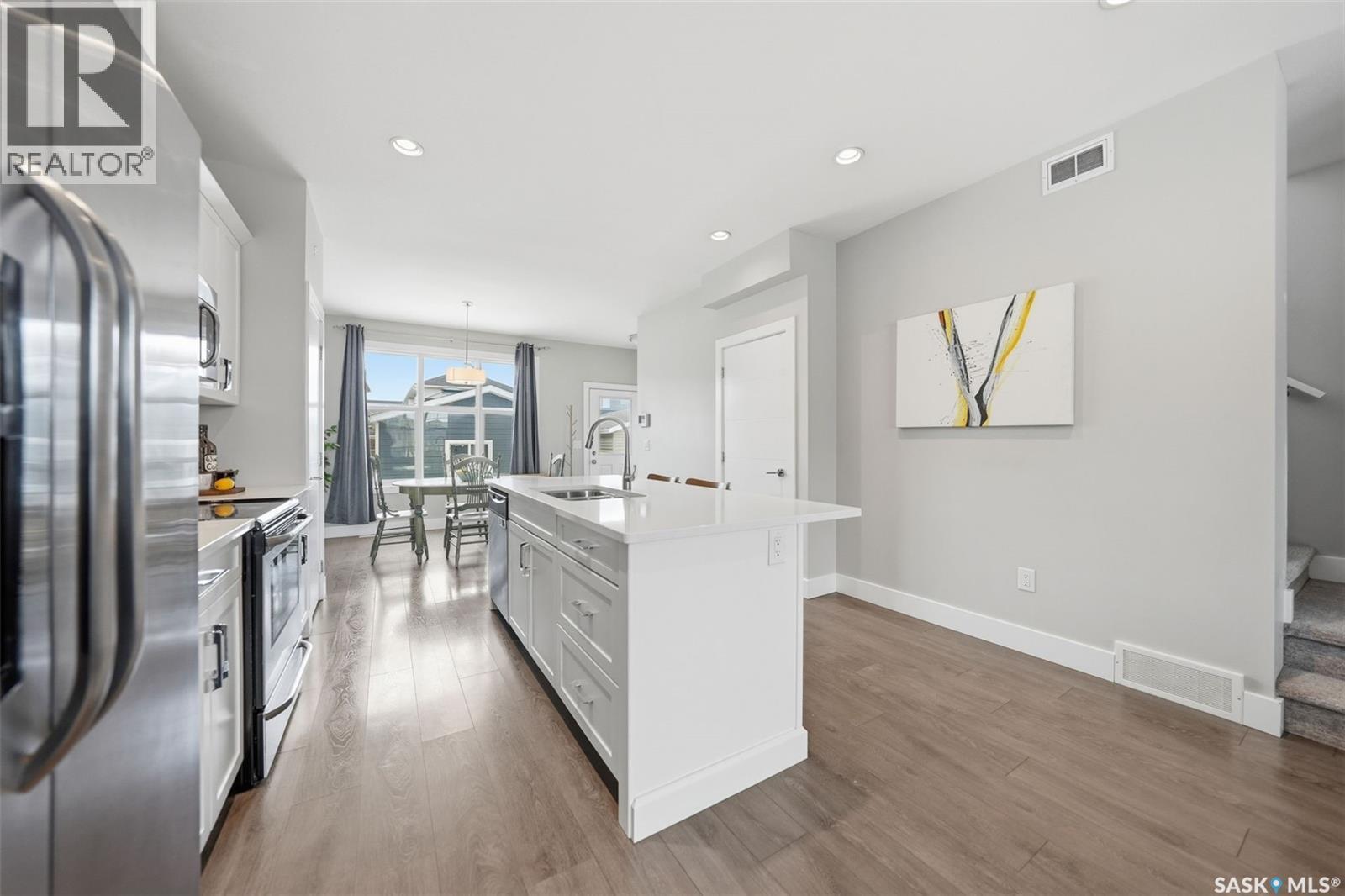 668 Meadows Boulevard, Saskatoon, SK