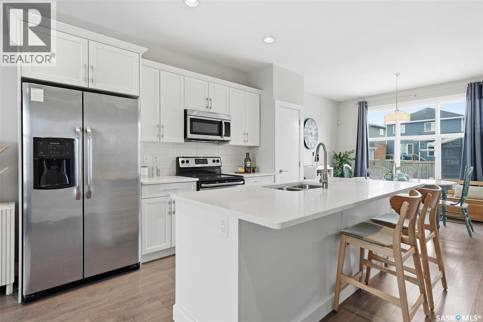 668 Meadows Boulevard, Saskatoon, SK