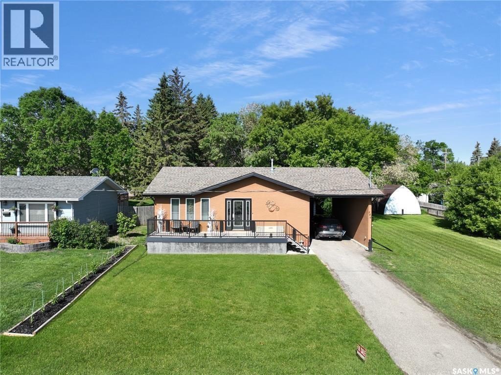 540 Stanley Street, Esterhazy, SK - Outdoor With Deck Patio Veranda