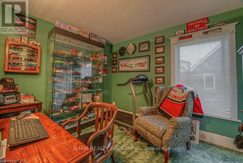 81 Beechwood Avenue, Hamilton, ON - Indoor
