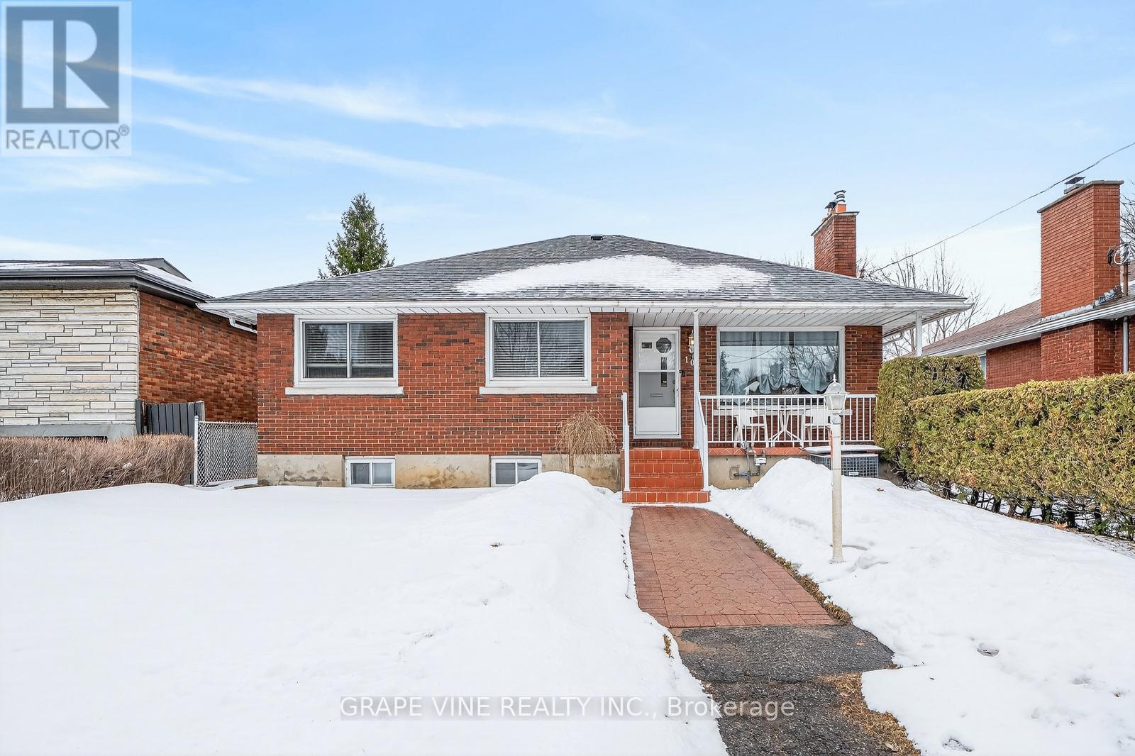 102 Donald Street, Ottawa, ON - Outdoor