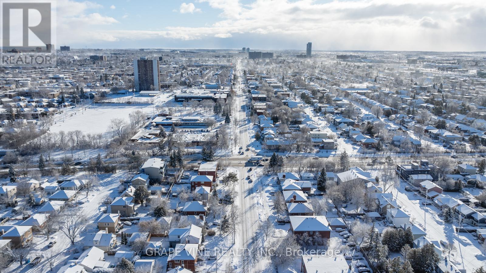 102 Donald Street, Ottawa, ON - Outdoor With View