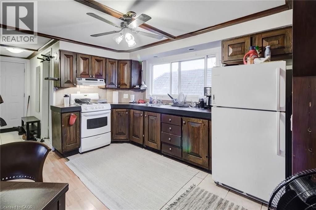 Staged photo - 44 Ashley Street, Hamilton, ON - Indoor Photo Showing Kitchen