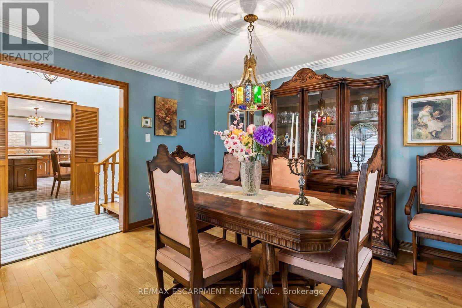 1400 Bough Beeches Boulevard, Mississauga, ON - Indoor Photo Showing Dining Room