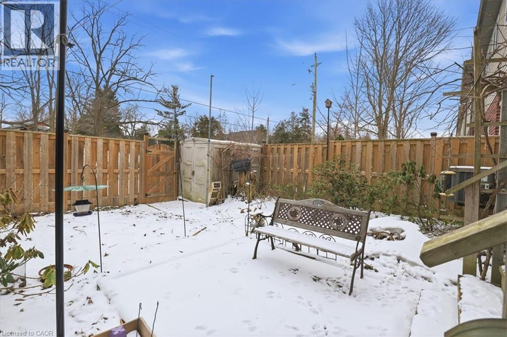 324 Maverick Street, Waterloo, ON - Outdoor