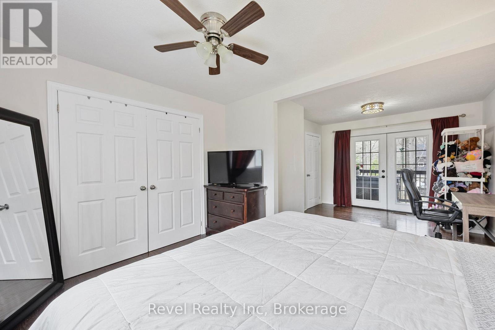 158 Desroches Trail, Tiny, ON - Indoor Photo Showing Bedroom