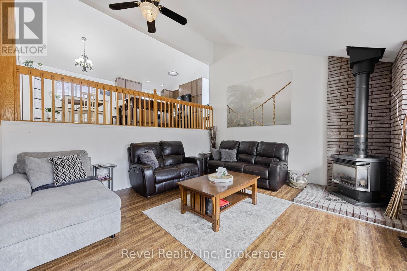 158 Desroches Trail, Tiny, ON - Indoor Photo Showing Living Room