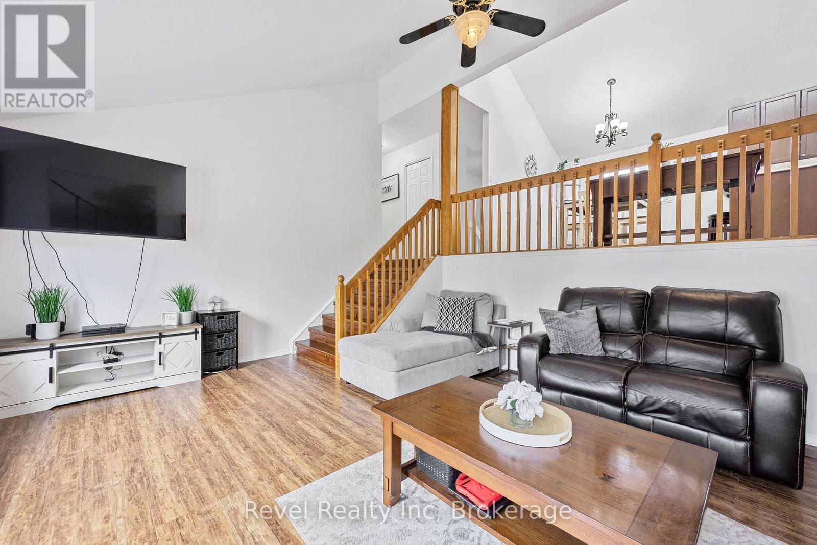 158 Desroches Trail, Tiny, ON - Indoor Photo Showing Living Room