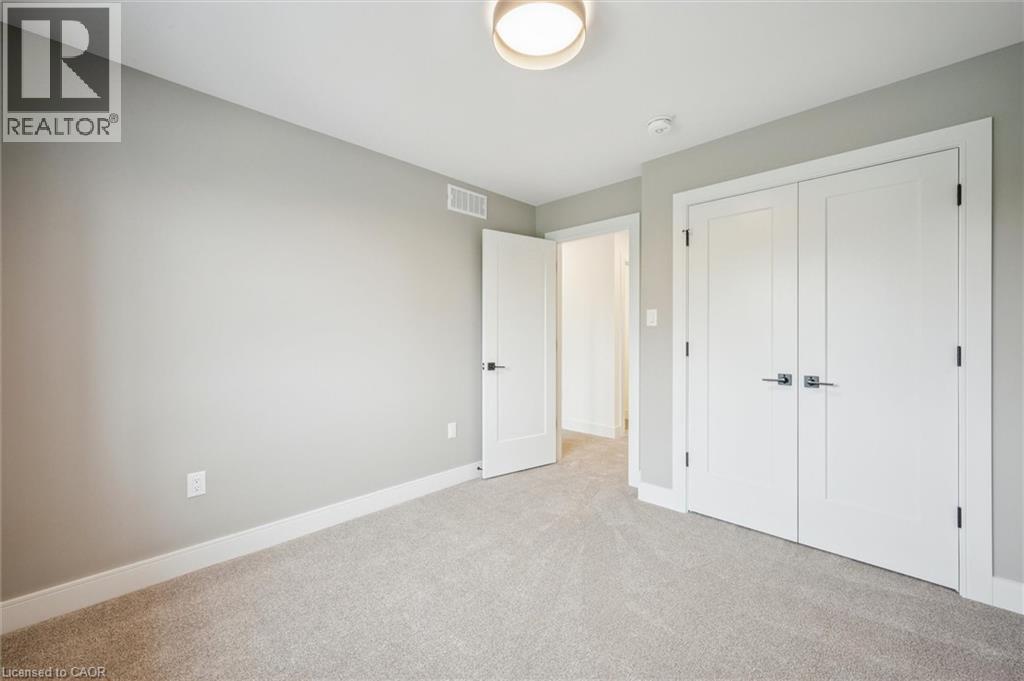 58 Walker Road, Ingersoll, ON - Indoor Photo Showing Other Room