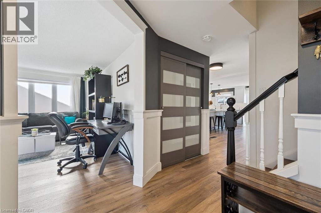 3 Alona Avenue, Cambridge, ON - Indoor Photo Showing Other Room