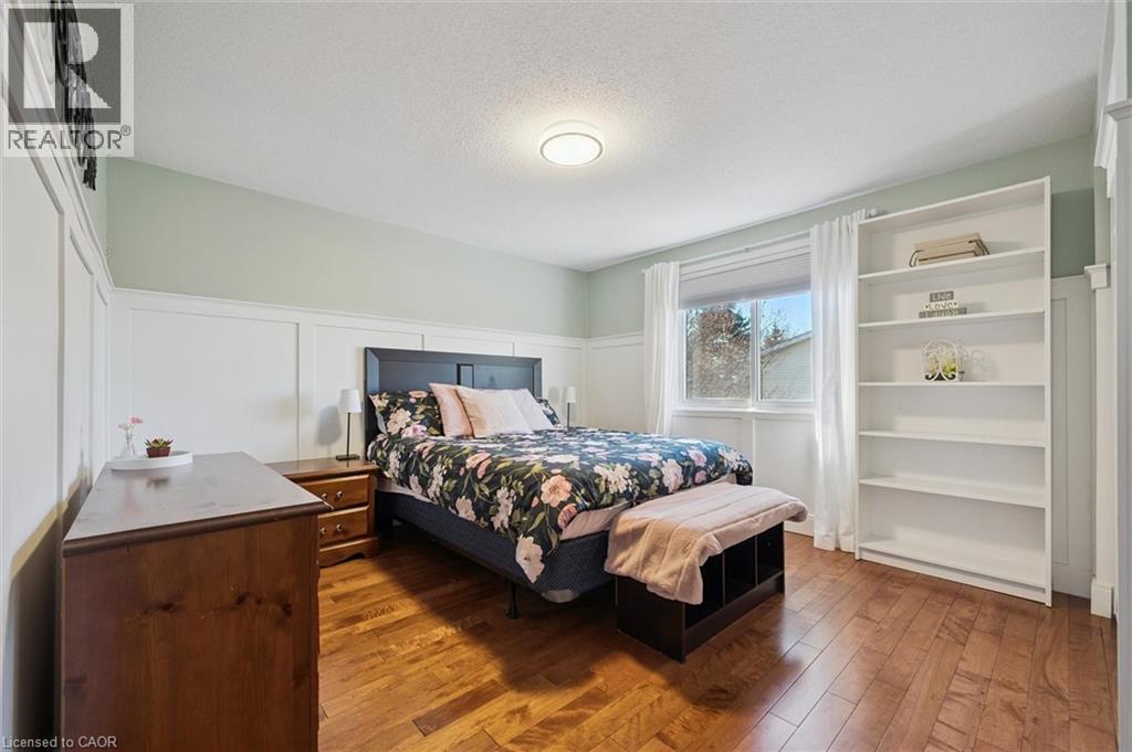 3 Alona Avenue, Cambridge, ON - Indoor Photo Showing Bedroom