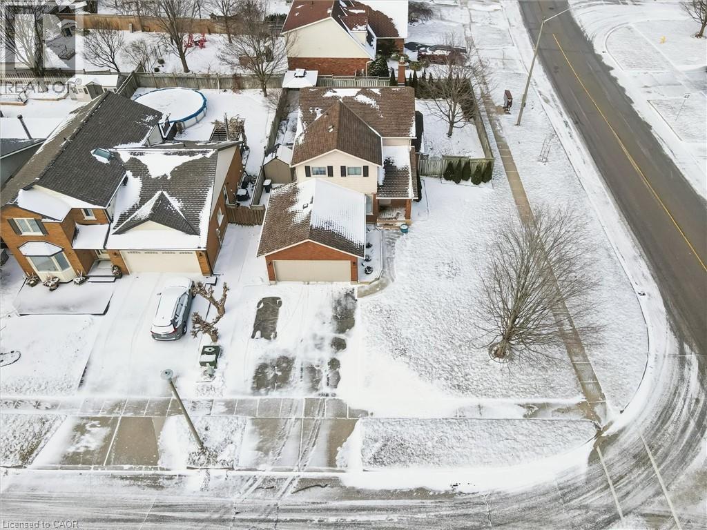 3 Alona Avenue, Cambridge, ON - Outdoor