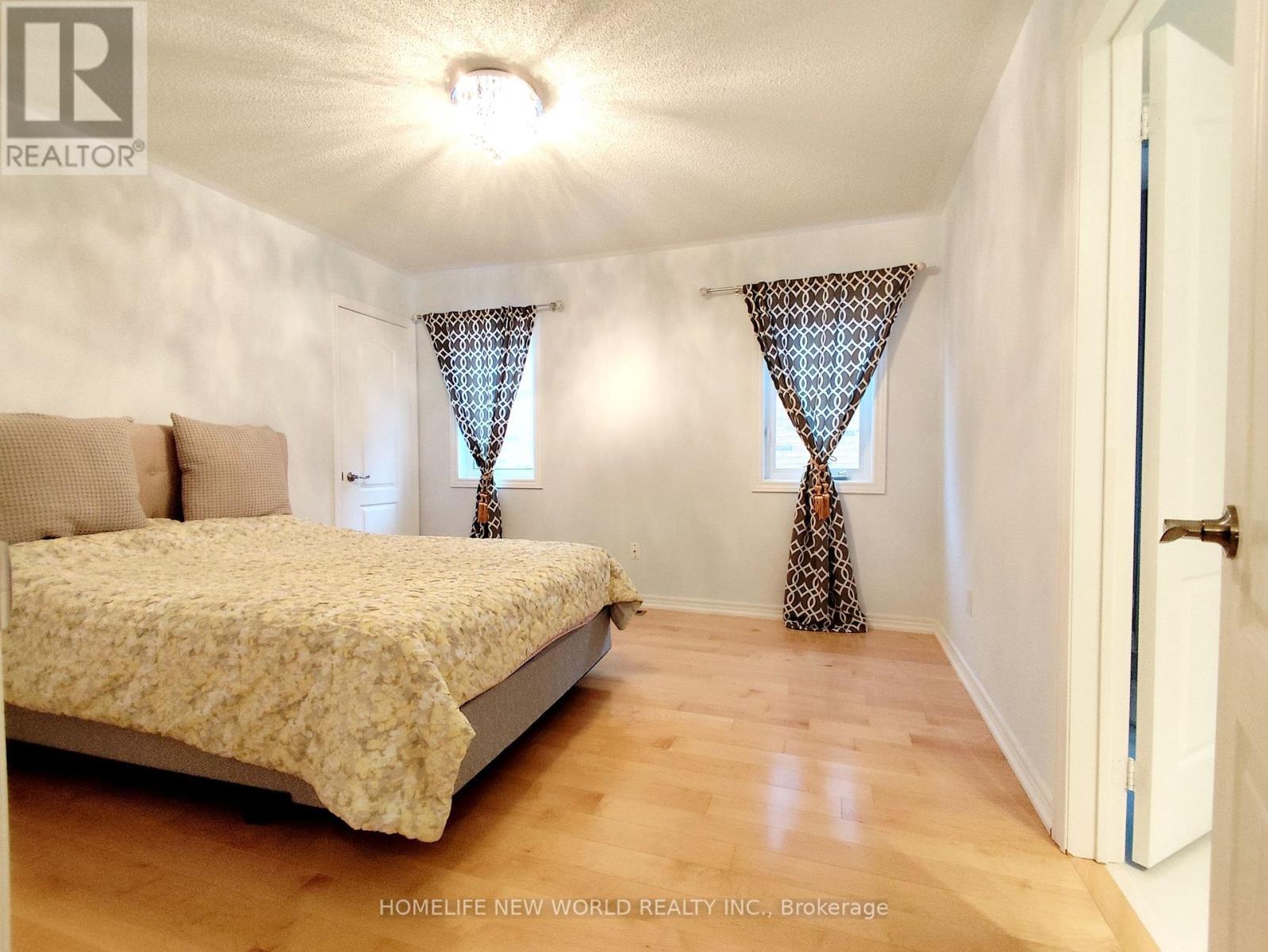 53 Larkmead Crescent, Markham, ON - Indoor Photo Showing Bedroom