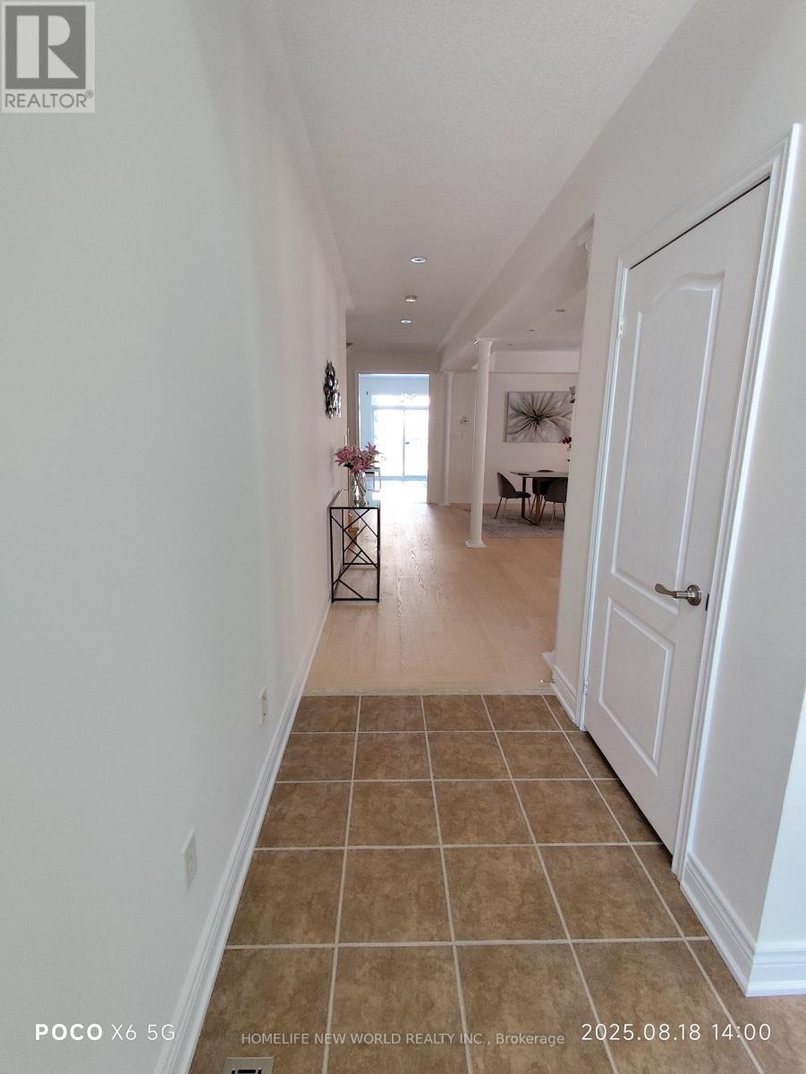 53 Larkmead Crescent, Markham, ON - Indoor Photo Showing Other Room