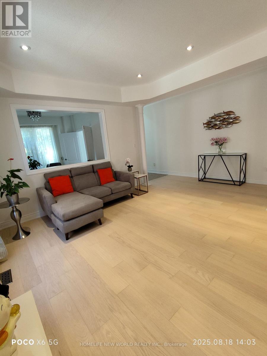 53 Larkmead Crescent, Markham, ON - Indoor