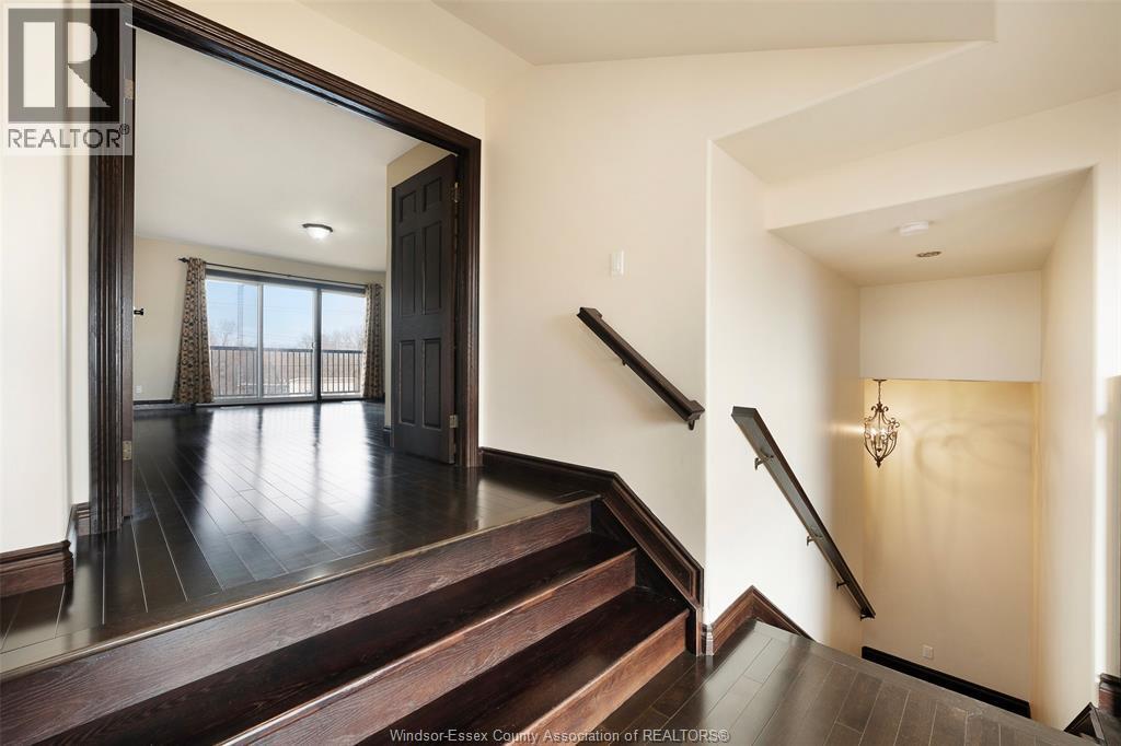 199 Ellison, Leamington, ON - Indoor Photo Showing Other Room