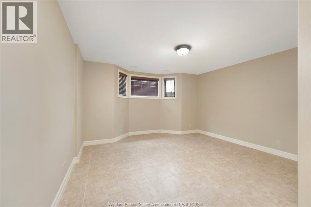 199 Ellison, Leamington, ON - Indoor Photo Showing Other Room