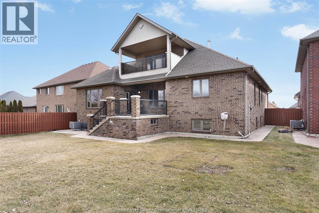 199 Ellison, Leamington, ON - Outdoor