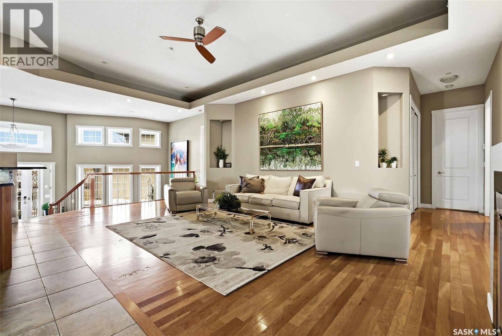 3270 Windsor Park Crescent, Regina, SK - Indoor Photo Showing Living Room