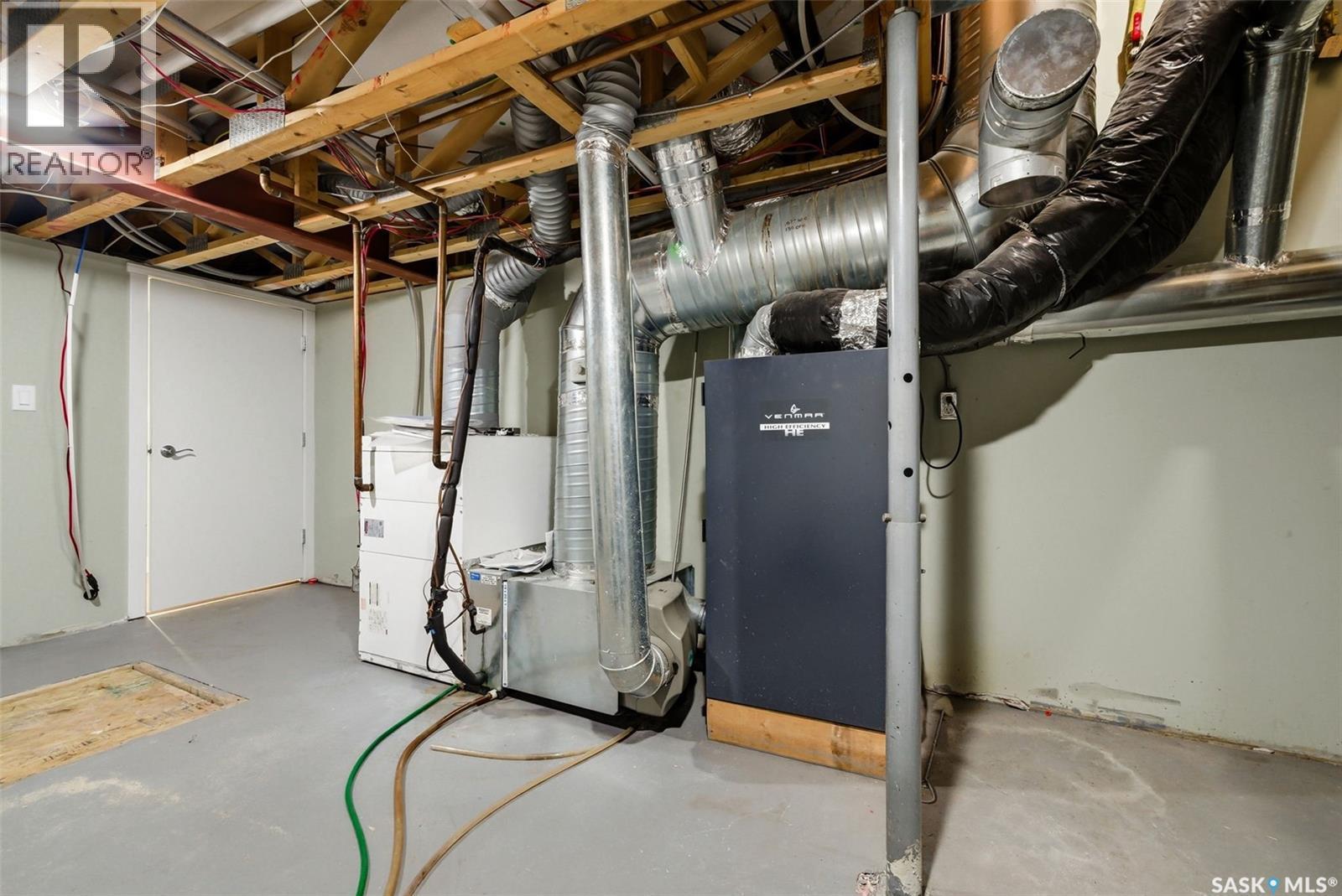 3270 Windsor Park Crescent, Regina, SK - Indoor Photo Showing Basement