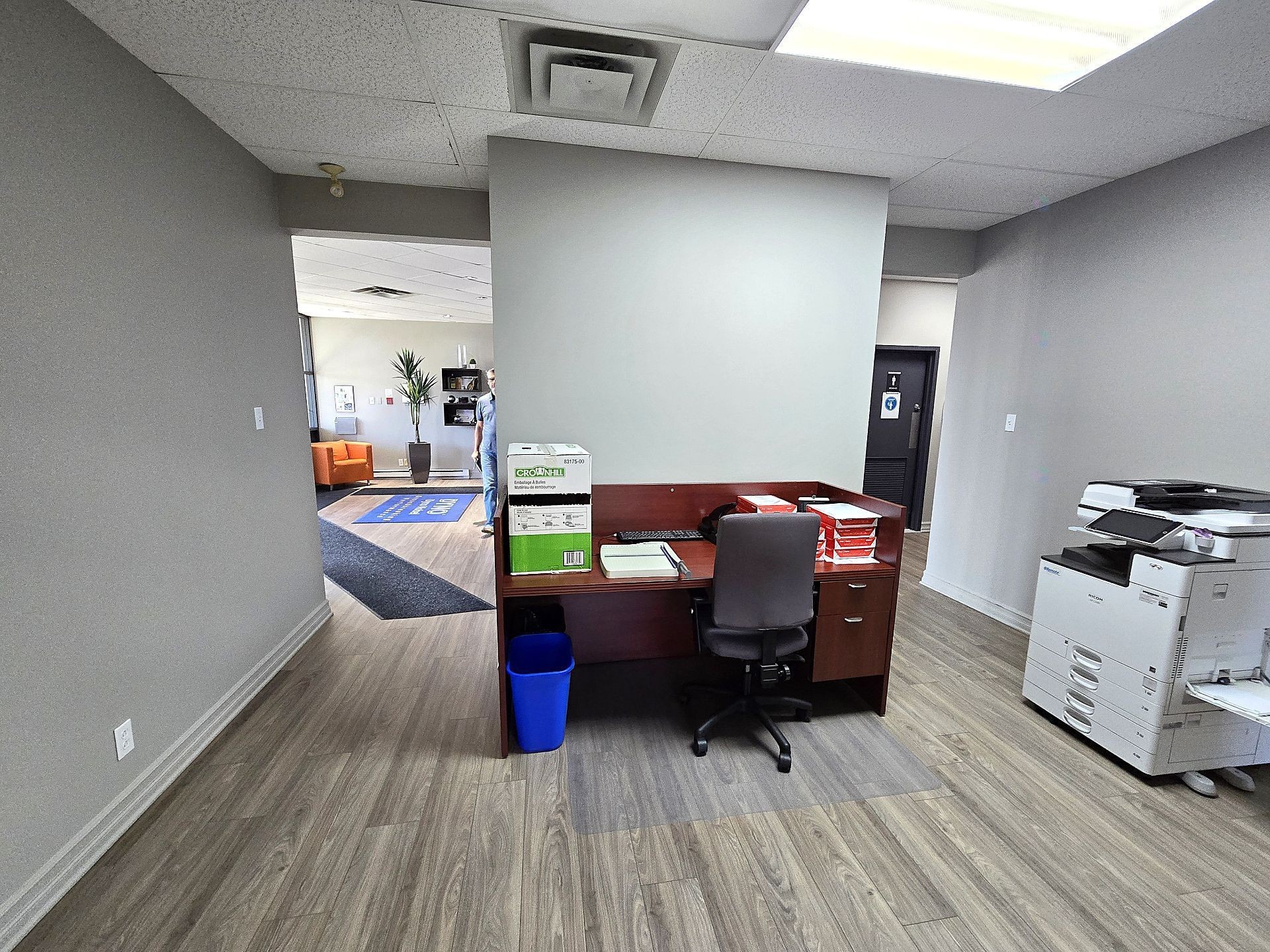 Bureau - 3675 Boul. De La Grande-Allée, Boisbriand, QC - Indoor