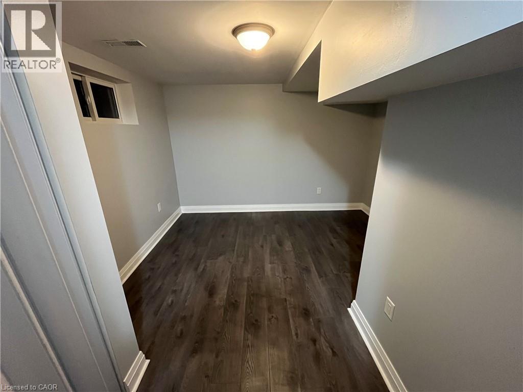 336 E Mohawk Road E, Hamilton, ON - Indoor Photo Showing Other Room