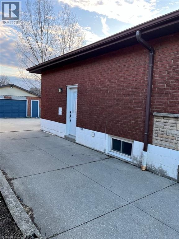 336 E Mohawk Road E, Hamilton, ON - Outdoor