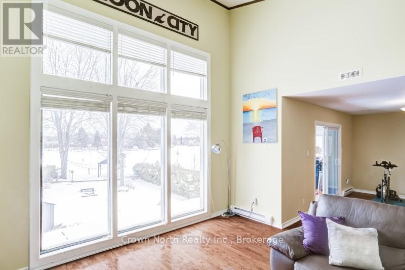 Upstairs Living Room Overlooking Waterfront - 39 Turtle Path, Ramara, ON - Indoor